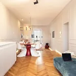 Сasa de vacaciones Palazzo Matteotti Apartment By Homey Experience Olbia